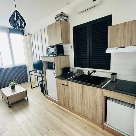 דירה Romantique Avec Jacuzzi Prive - Apercu - Terrasse - Parking Gratuit *