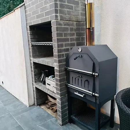 Apartamento Romantique Avec Jacuzzi Privé - Aperçu - Terrasse - Parking Gratuit *