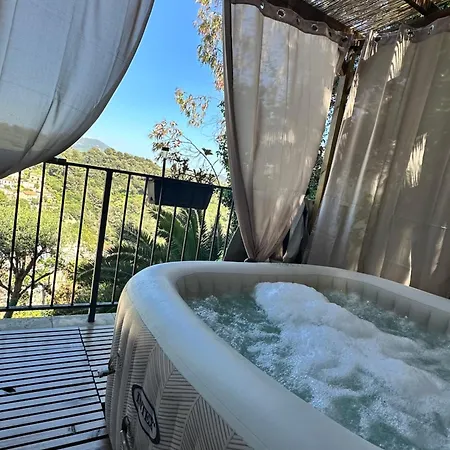 아파트 Romantique Avec Jacuzzi Prive - Apercu - Terrasse - Parking Gratuit 니스
